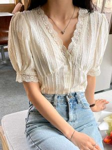 DAZY Contrast Lace V-Neck Puff Sleeve Blouse