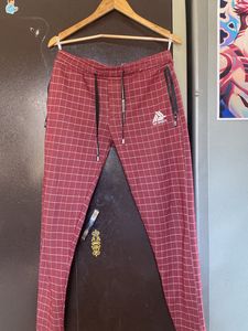 Stylish Track With Perfect Fitting