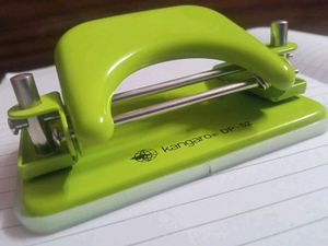 Kangaroo DP-52 Paper Punch