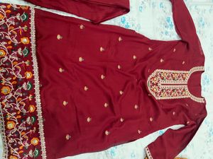 Maroon Embroidered Kurti Set
