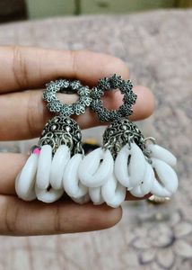 Jhumka Earrings with kavdi latkans