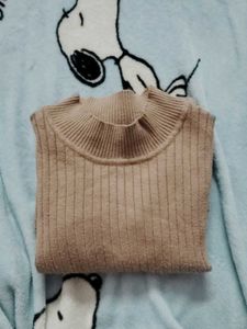 Ribbed Mock Neck Top
