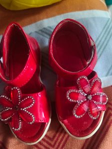 Red Sandel For 0-1 Year Baby girl Very Beautiful .use Only 2 Time