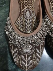 Traditional Juthi