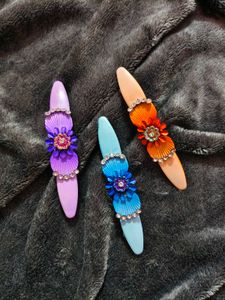 mom hair clips