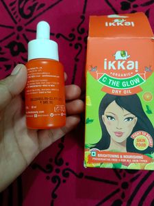Ikkai by lotus vitamin c Dry oil