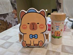 Kapibra Lunch Box And Bottle Set