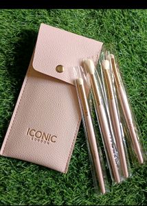 Iconic London Brsu Set With Pouch