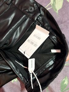 Zipper Faux Leather Pants Size XS