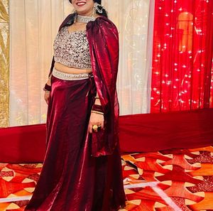 Exclusive Bridal/Party Lehenga Set 🌹With free ear