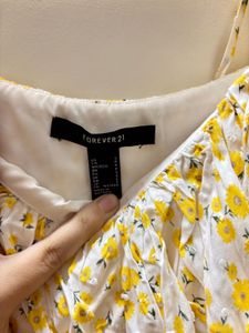 FOREVER 21 Floral Off-the-Shoulder Dress