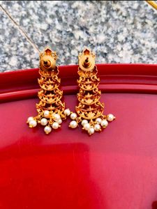 Akhila Necklace