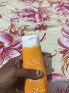 Vitamin C+E Super Bright Gel Face Wash
