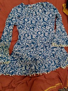 Blue Floral Print Tunic