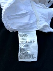 H&amp;M White Cotton Smocked Crop Top