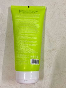Dot &amp; Key Cica Calming Face Wash