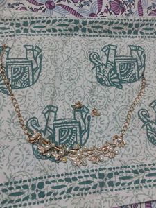 Elegant Necklace & Earring Set