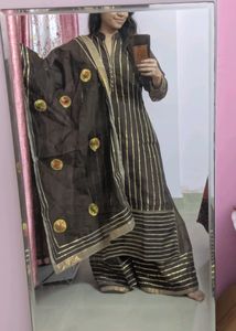 Suit With Dupatta