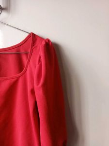 Poiesis Casual Red Crop Top