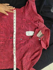 New Patterned Top - 40 Bust