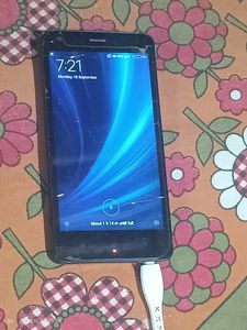 REDMI 2 android mobile working condition with batt