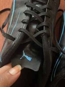 PUMA VITORIA FG/AG Black Luminous Blue Shoes