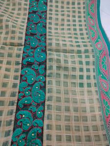 Green &amp; Gold Embellished Border Saree
