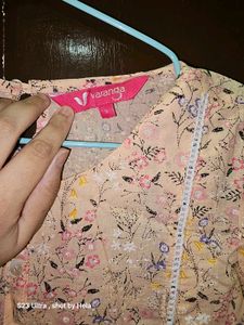 A classy elegant Floral Print Top