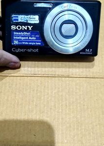 Sony Camera 14.1Megapixels For Sale