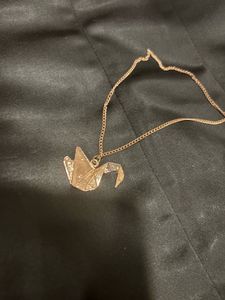 SWAN GOLD CHAIN FROM URBANIC