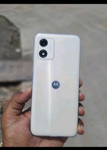 Moto E13