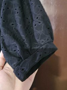 Charming OG Black Top
