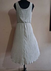 Elegant Sleeveless Dress