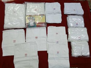 Men&#39;s White Vest - 6 Pack