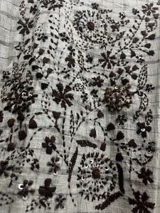 Elegant Embroidered Kurti