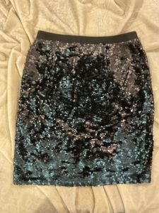🪩Midnight Sparkle Sequin Skirt🪩