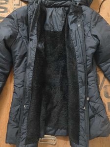 Stylish Black Puffer Jacket