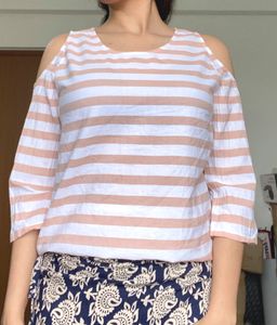 Fame Forever Beige Top With Side Cuts