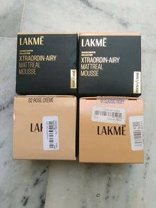 Lakme Xtraordin-Airy Mattreal Mousse