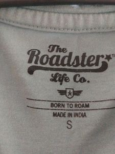 Casual Wear T-shirt From Roadster