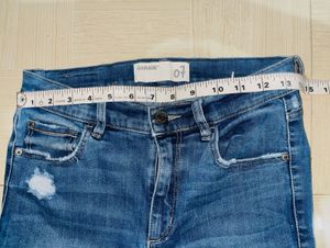 Pull&amp;Bear Ripped Demin Skinny Jeans