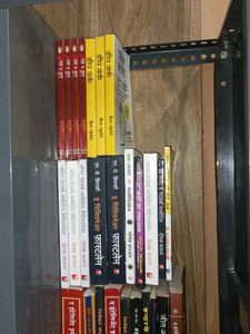 Assorted Hindi Self-Help &amp; Spiritual Books