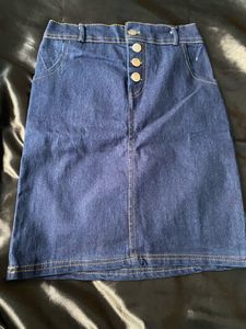 mini skirt