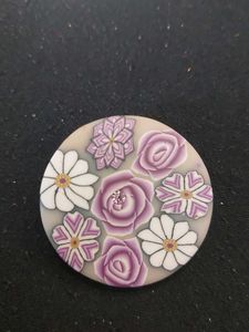 Set Of 2 Brooches