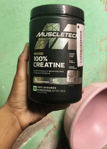 MuscleTech Unflavoured Creatine Monohydrate.