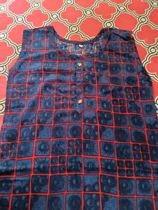 Straight Kurti .......Sleevless.... Everyday Wear