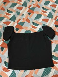 Off Shoulder Crop Top