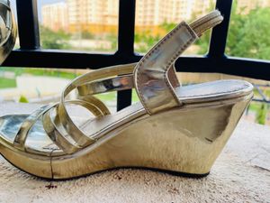 Golden Princess Heels