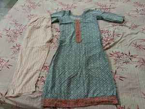 Selling Grey Cotton Set
