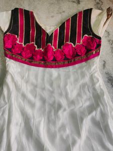 White A-line Kurta With Pants 💕
